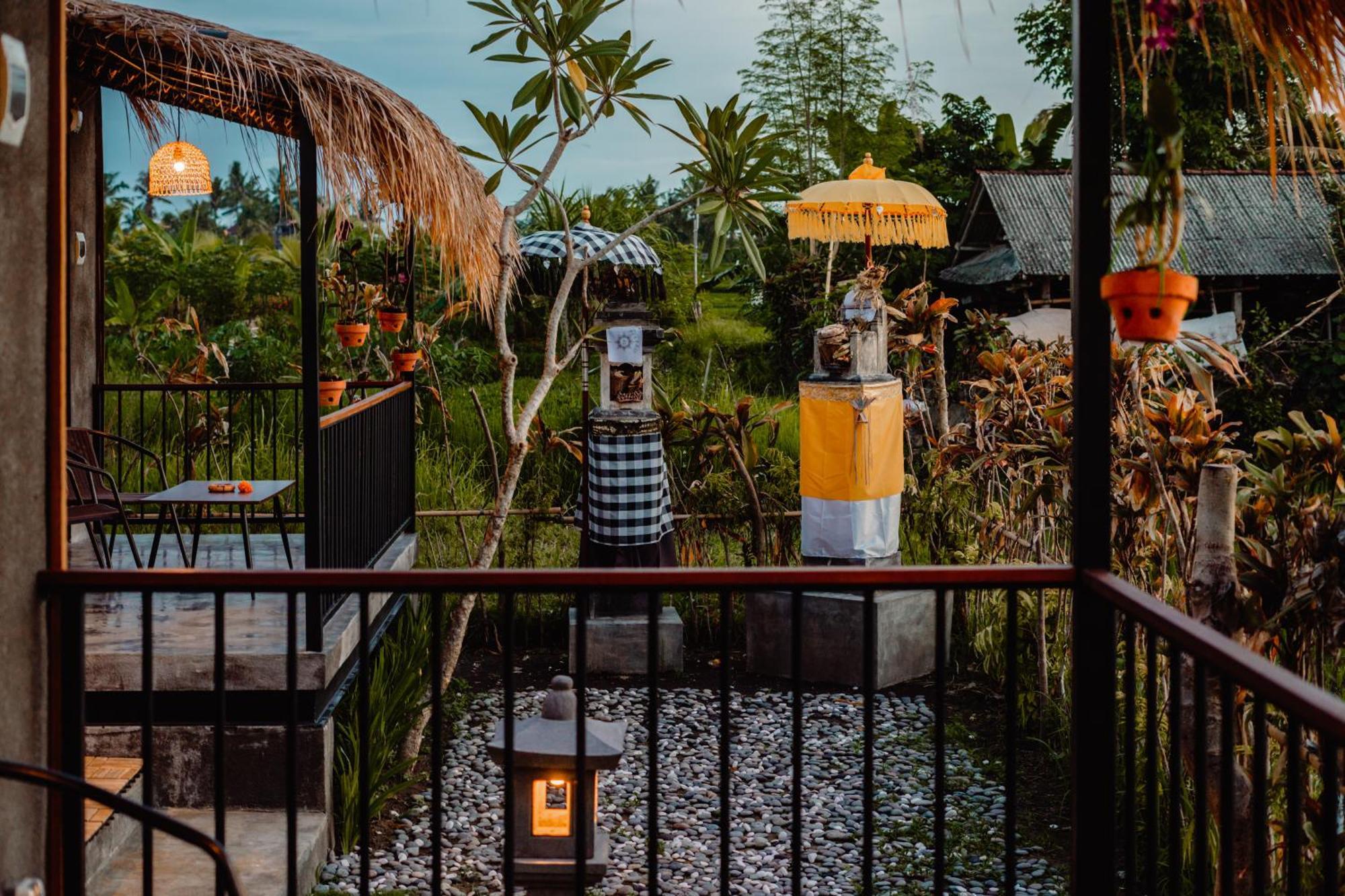 Nila Chandra Bungalows Ubud Exterior foto